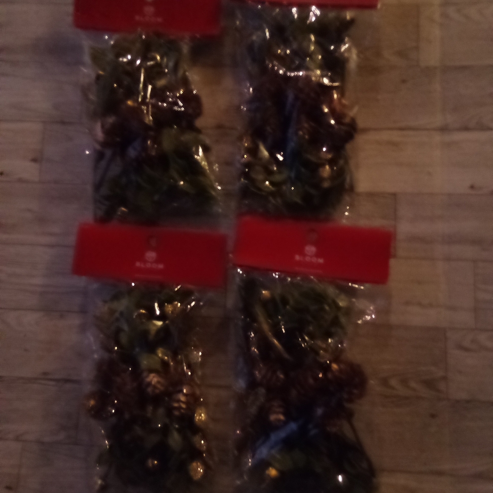 Blossom Gold and Green Decorative Pinecones